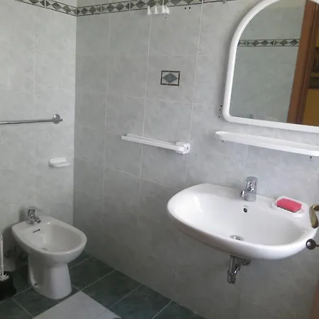 Casa Domus Sammichele Di Bari